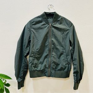 UNIQLO Olive Green Bomber Jacket Women Size XS